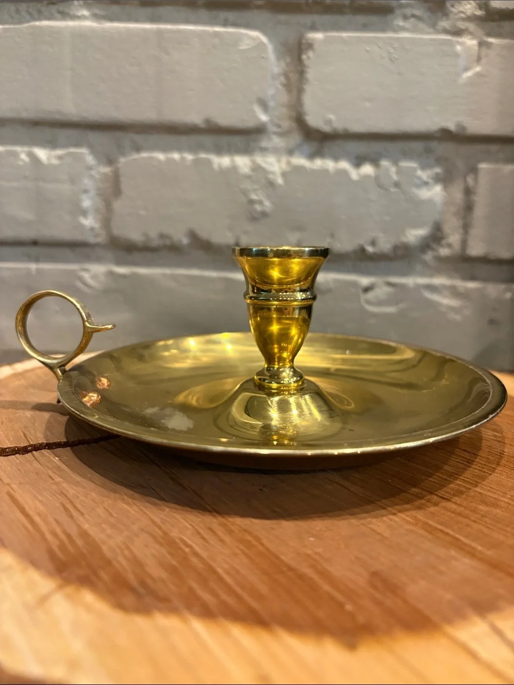 VTG Williamsburg Restoration Brass Chamberstick Candleholder - Picture 1 of 9